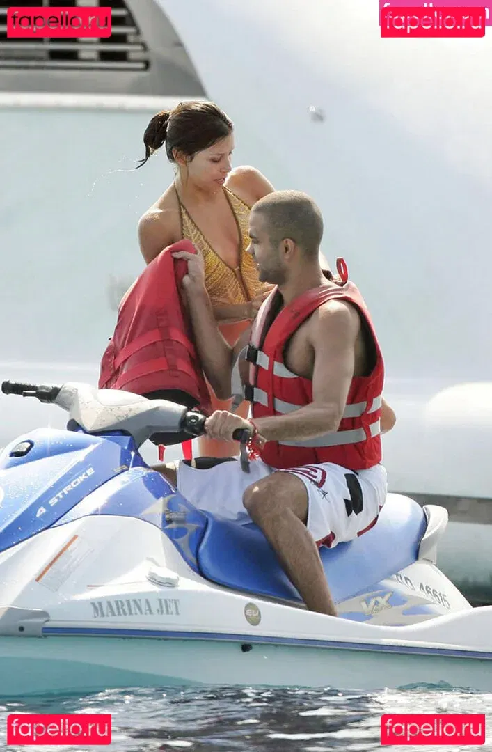 Eva Longoria Onlyfans Photo Gallery 