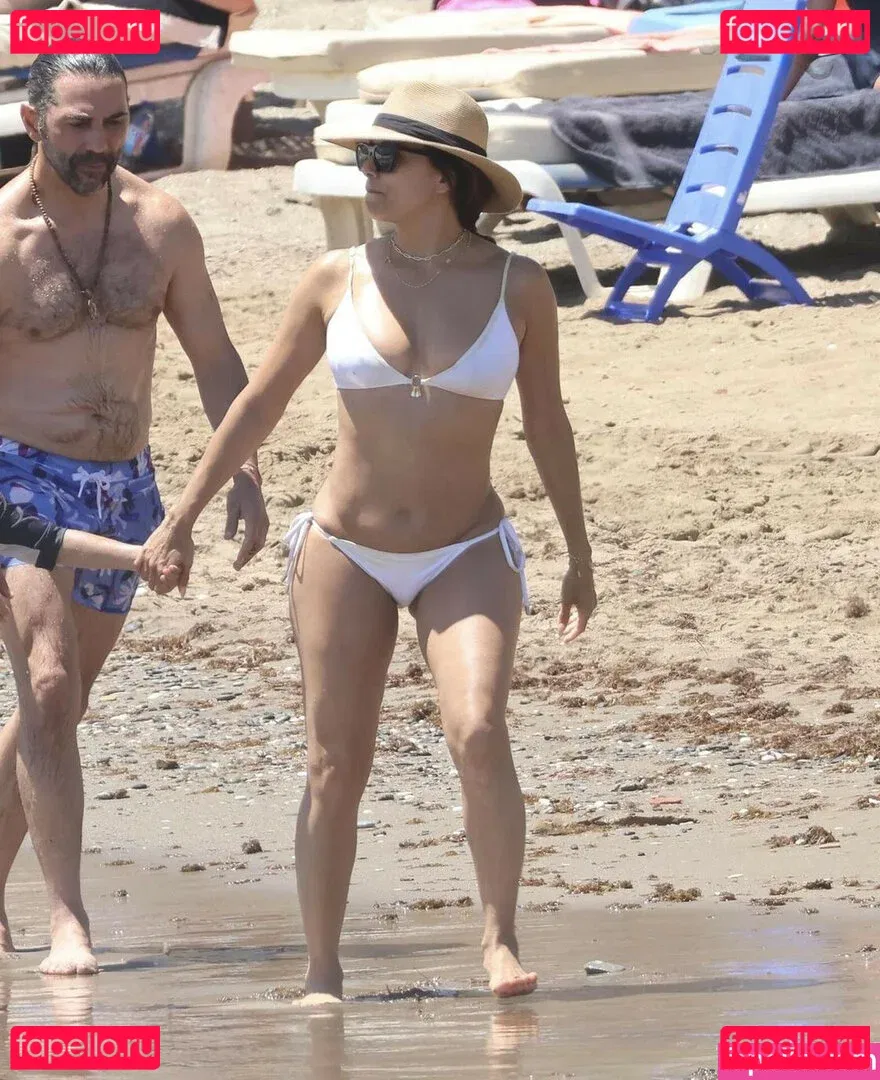 Eva Longoria Onlyfans Photo Gallery 