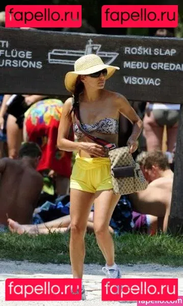 Eva Longoria Onlyfans Photo Gallery 