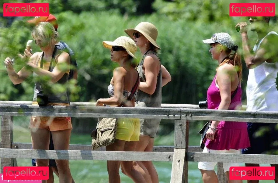 Eva Longoria Onlyfans Photo Gallery 