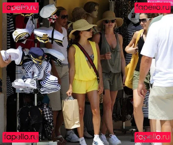 Eva Longoria Onlyfans Photo Gallery 