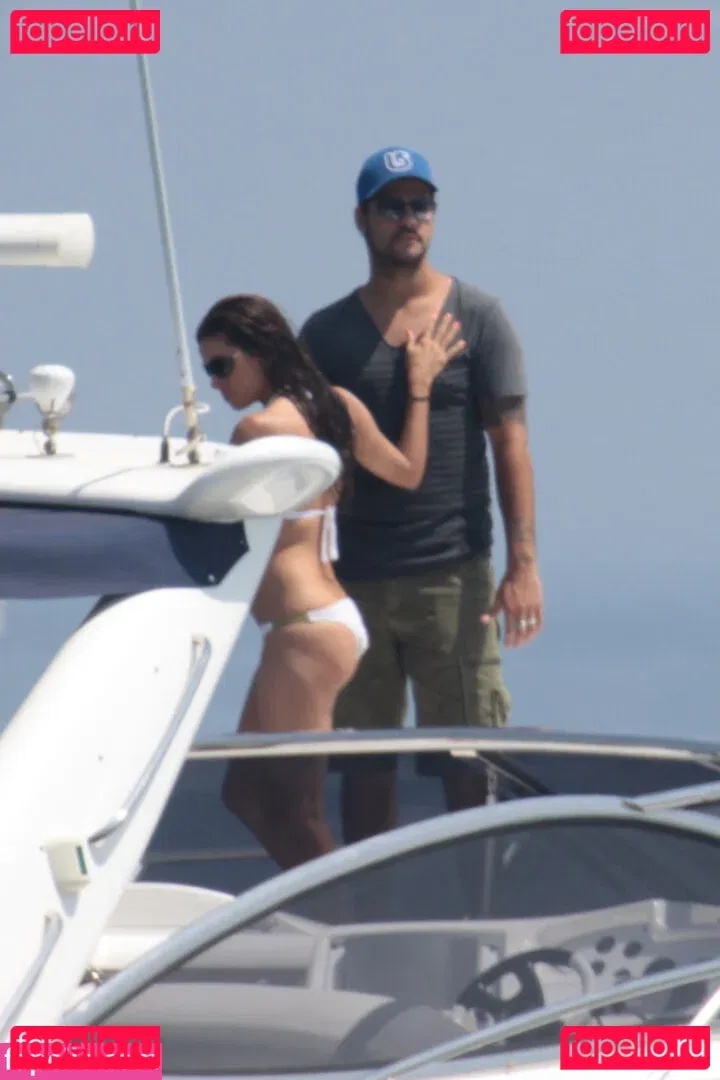 Eva Longoria Onlyfans Photo Gallery 