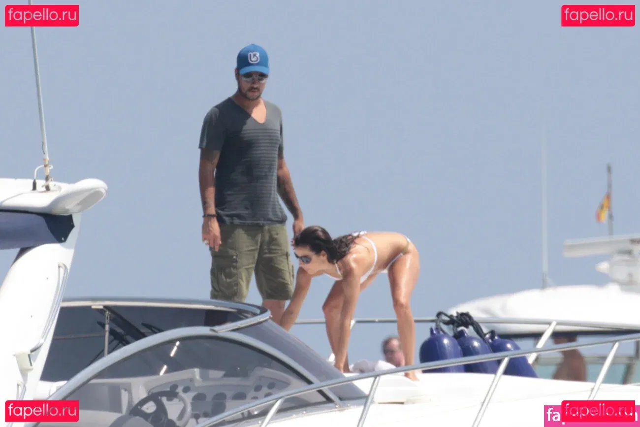 Eva Longoria Onlyfans Photo Gallery 