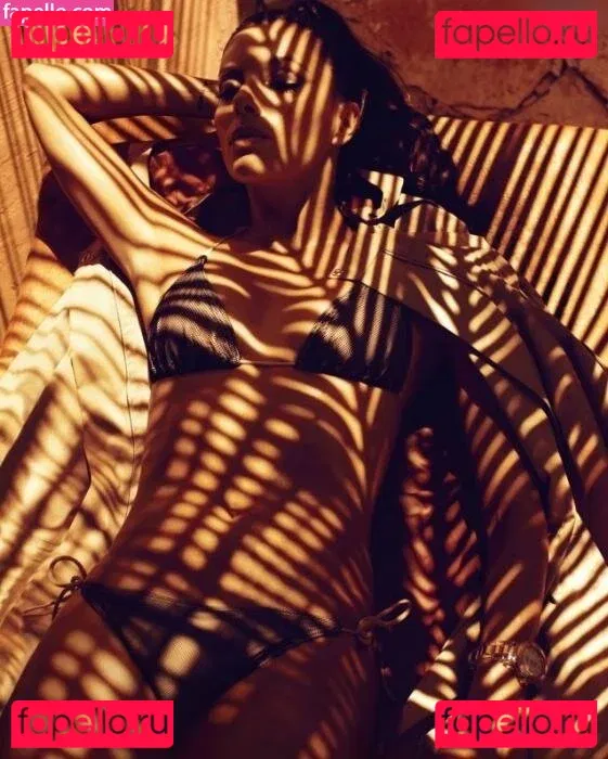 Eva Longoria Onlyfans Photo Gallery 