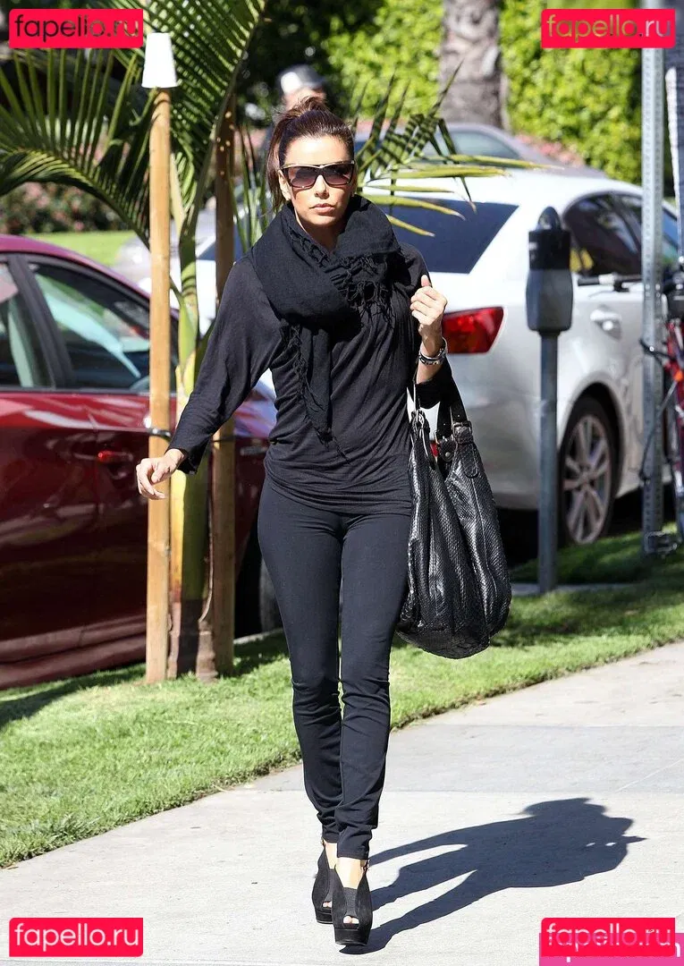 Eva Longoria Onlyfans Photo Gallery 