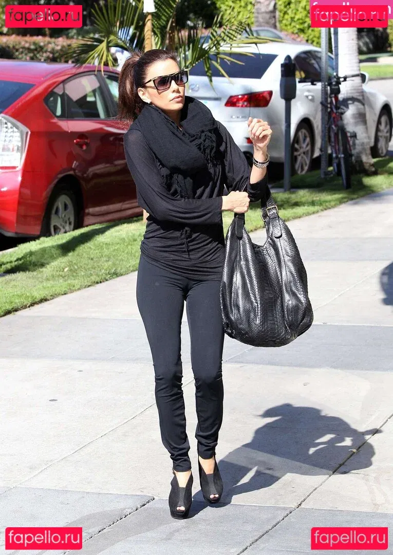 Eva Longoria Onlyfans Photo Gallery 
