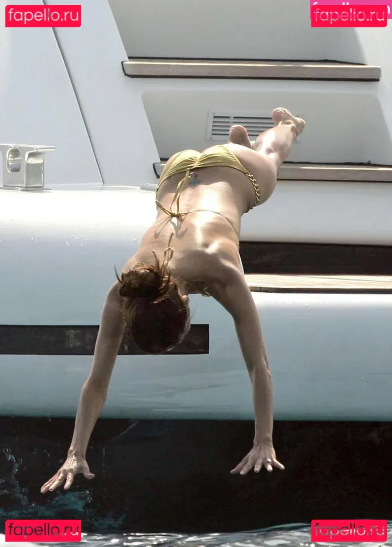 Eva Longoria Onlyfans Photo Gallery 