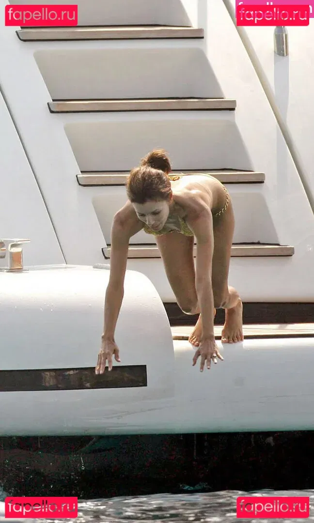 Eva Longoria Onlyfans Photo Gallery 