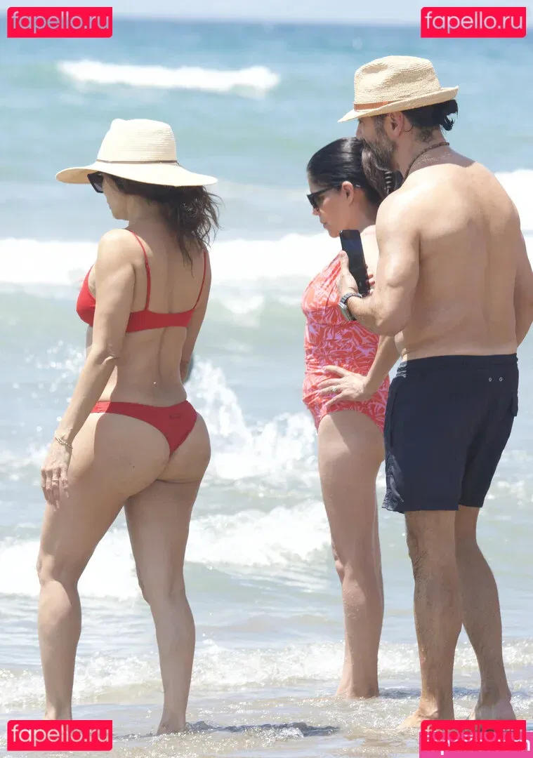 Eva Longoria Onlyfans Photo Gallery 