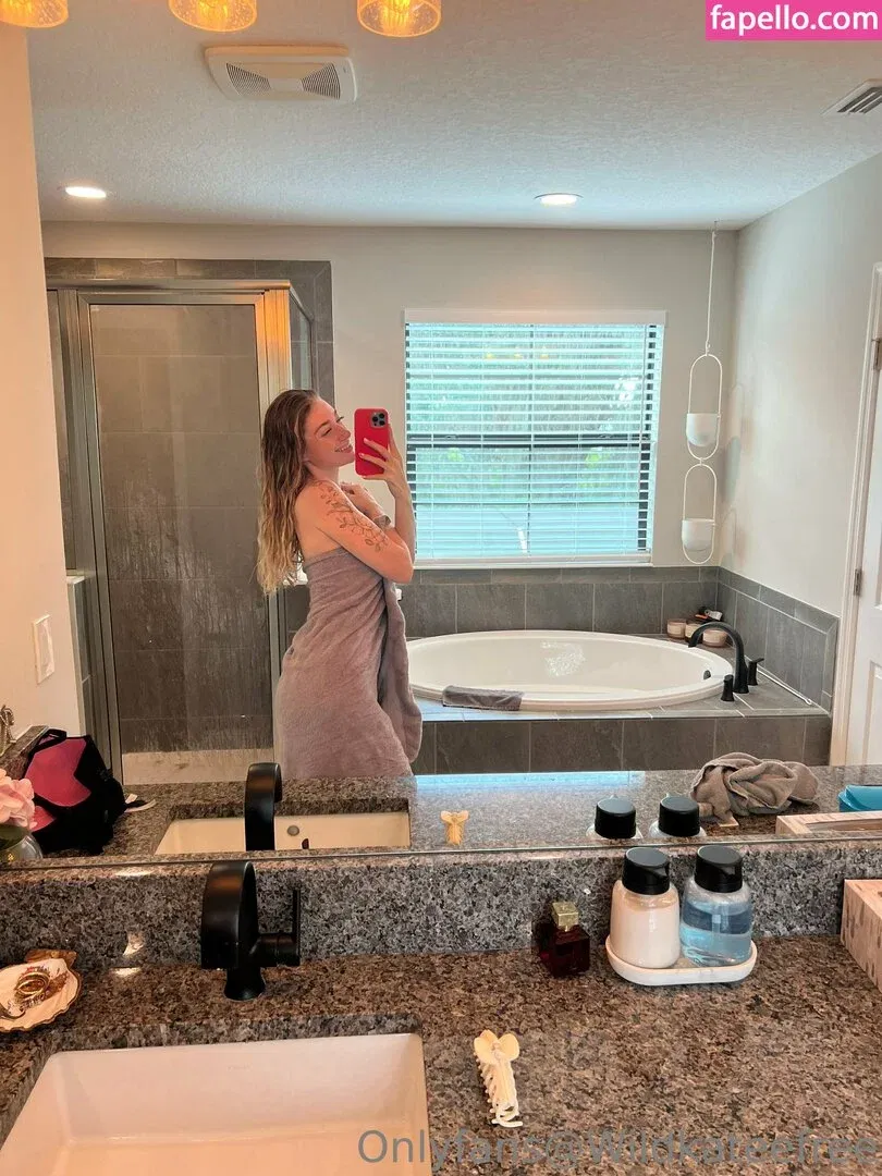 wildkateefree Onlyfans Photo Gallery 