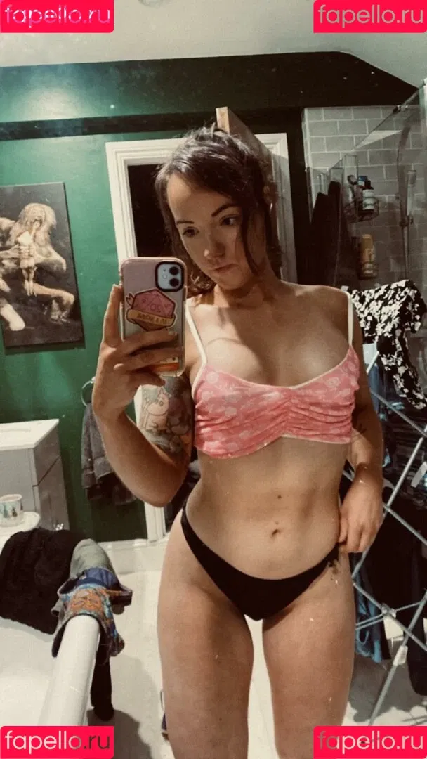 Maisey Brooks Onlyfans Photo Gallery 