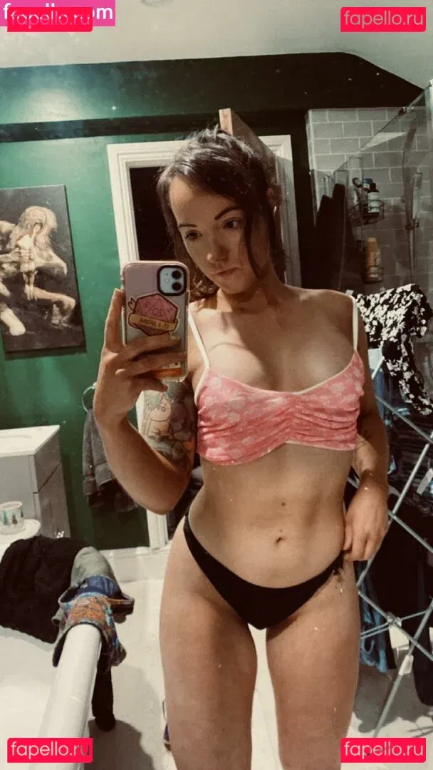 Maisey Brooks Onlyfans Photo Gallery 