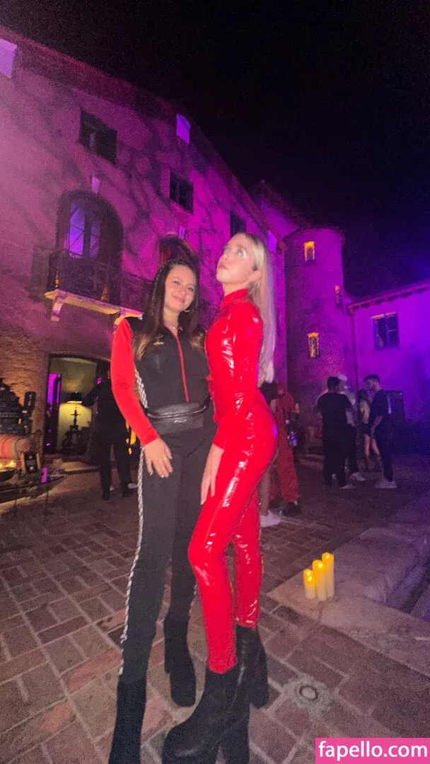 Jenna Davis Onlyfans Photo Gallery 