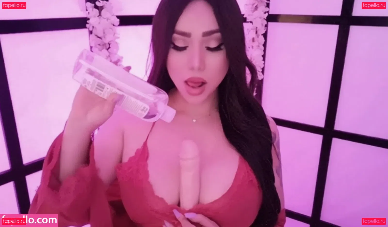 Annie Luminoso Onlyfans Photo Gallery 