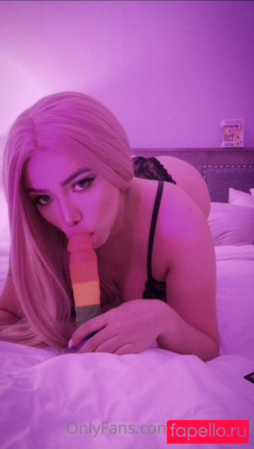Annie Luminoso Nude Onlyfans Photo 11