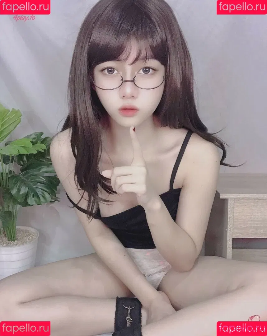 Violet Airis Onlyfans Photo Gallery 