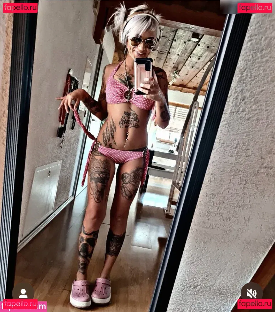 Anna Katarina Onlyfans Photo Gallery 