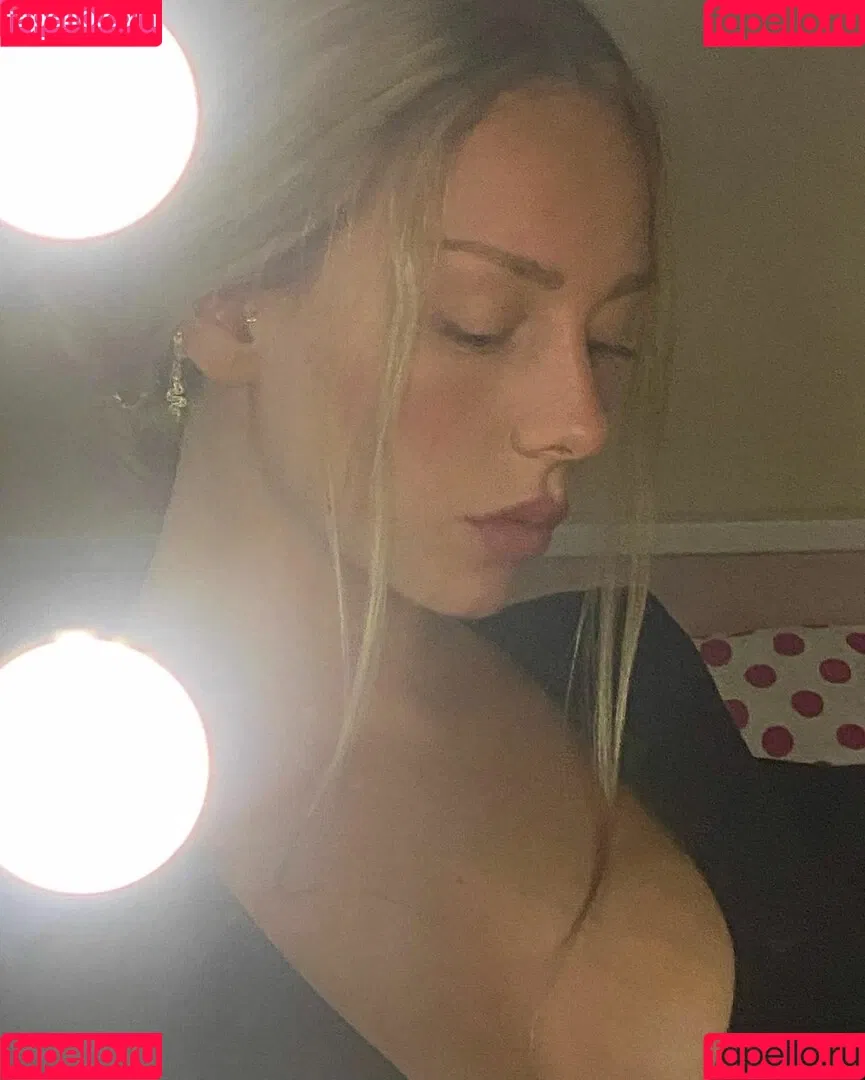 Ester Exposito Onlyfans Photo Gallery 