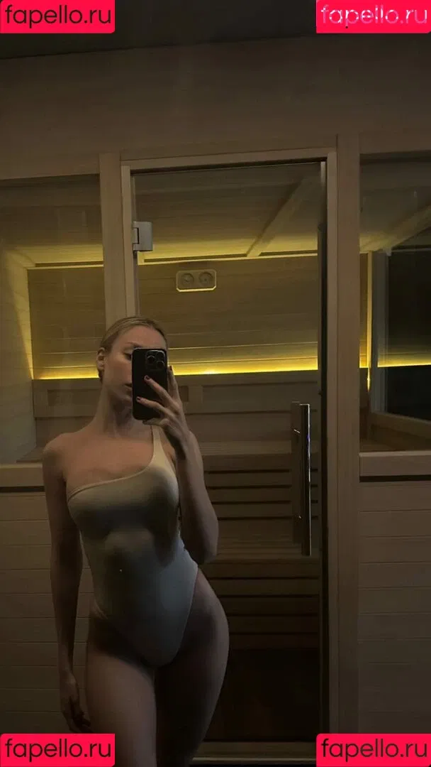 Ester Exposito Onlyfans Photo Gallery 