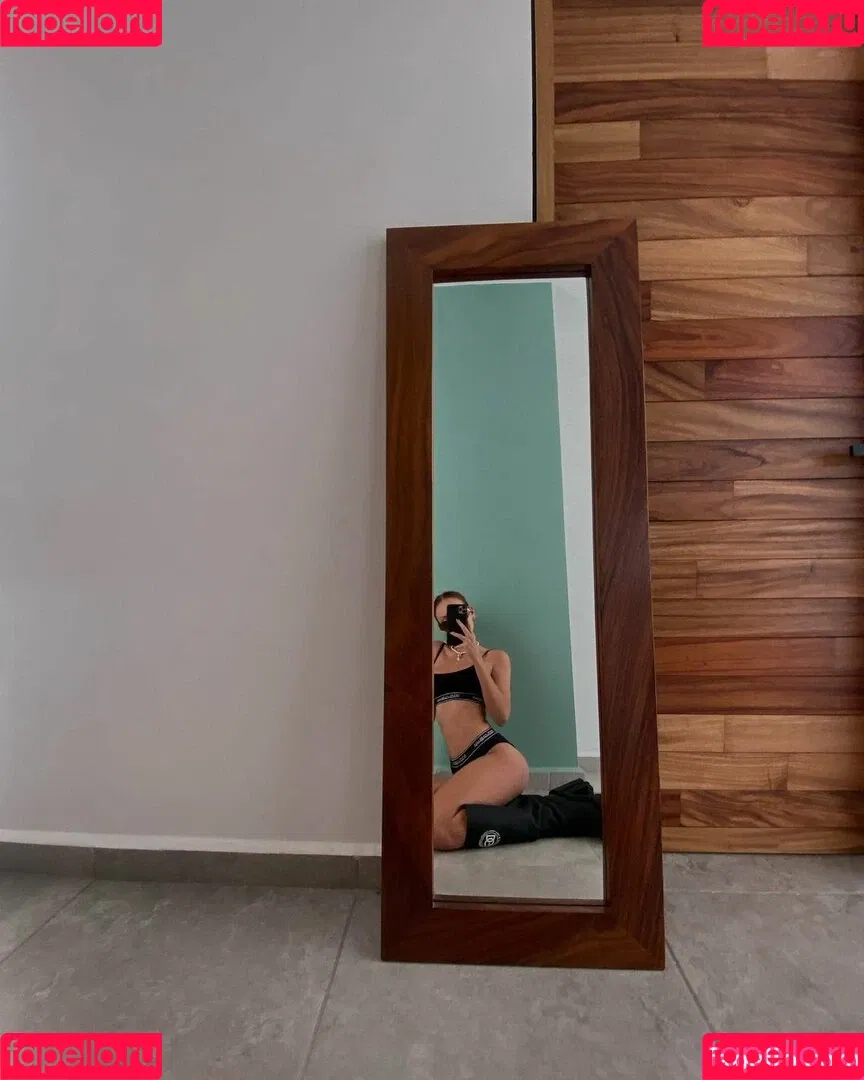 Ester Exposito Onlyfans Photo Gallery 