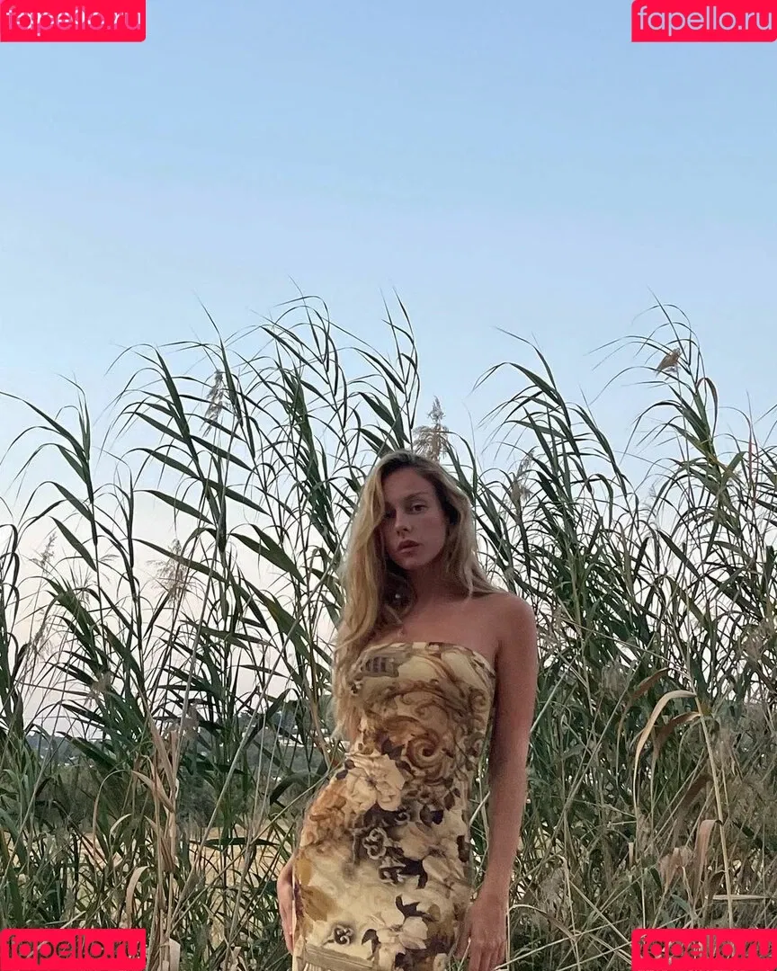 Ester Exposito Onlyfans Photo Gallery 