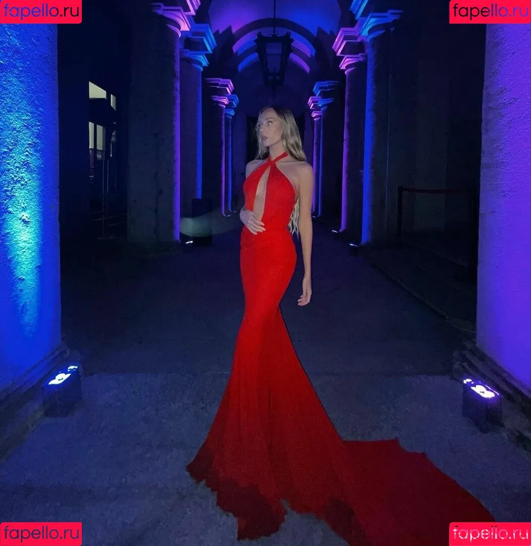 Ester Exposito Onlyfans Photo Gallery 