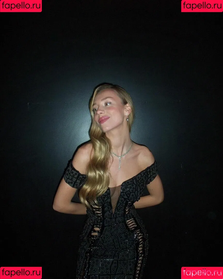 Ester Exposito Onlyfans Photo Gallery 