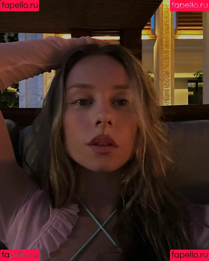 Ester Exposito Onlyfans Photo Gallery 