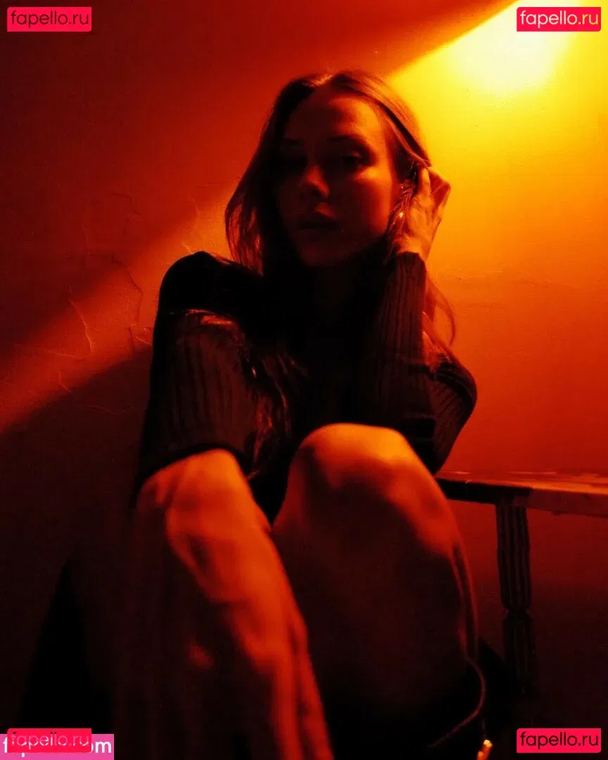 Ester Exposito Onlyfans Photo Gallery 