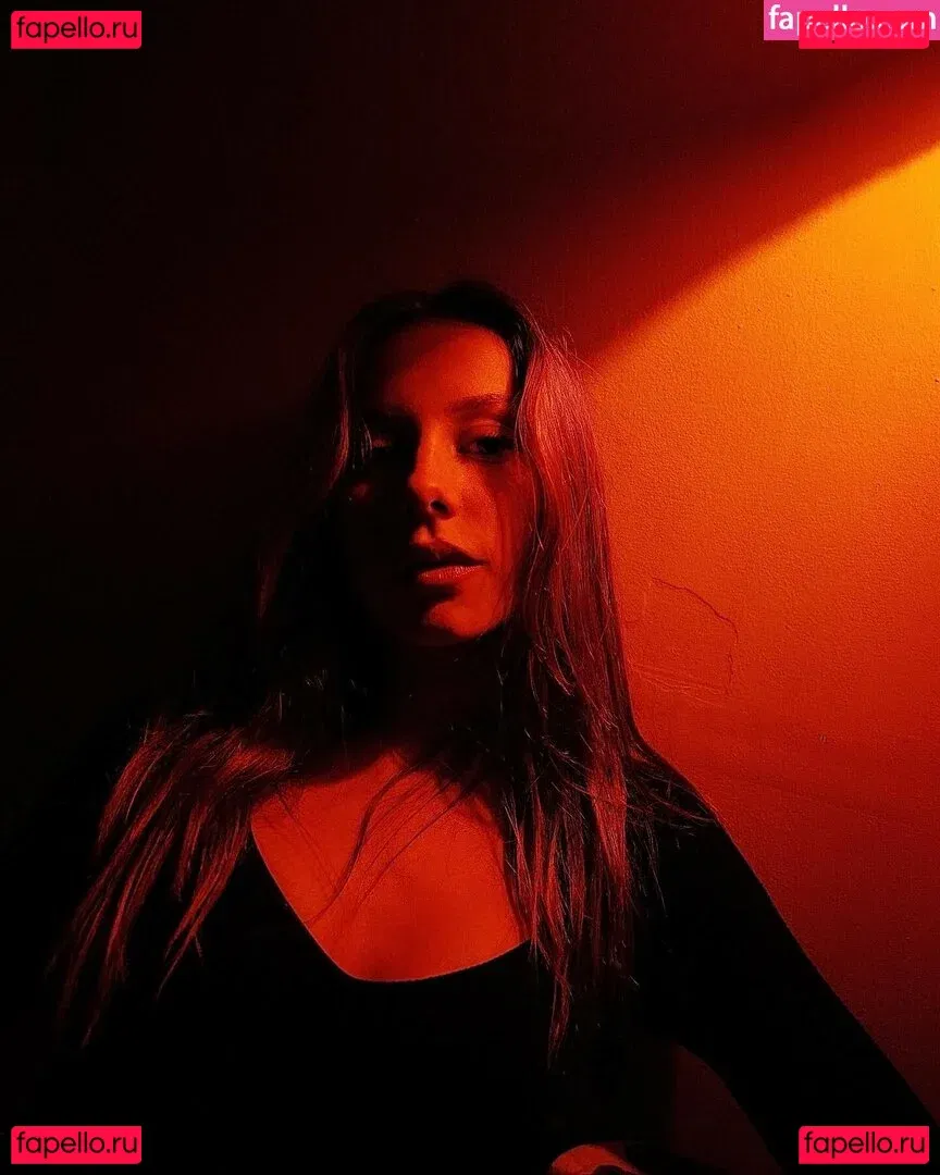 Ester Exposito Onlyfans Photo Gallery 