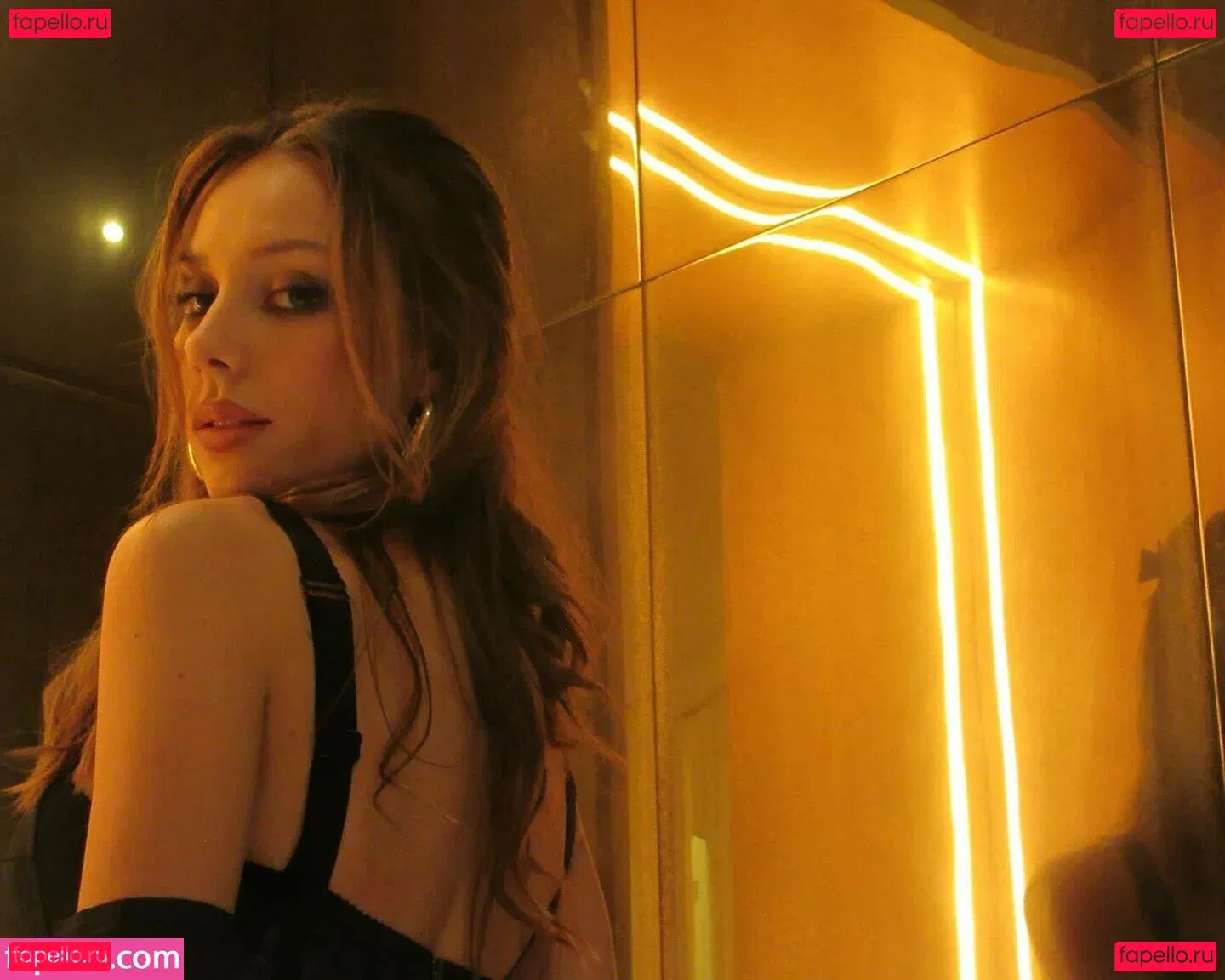 Ester Exposito Onlyfans Photo Gallery 