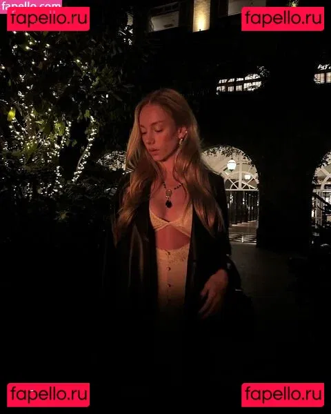 Ester Exposito Onlyfans Photo Gallery 