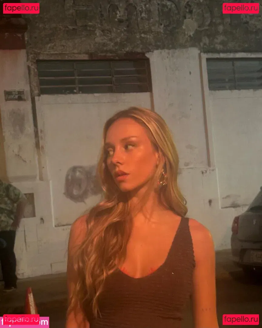 Ester Exposito Onlyfans Photo Gallery 