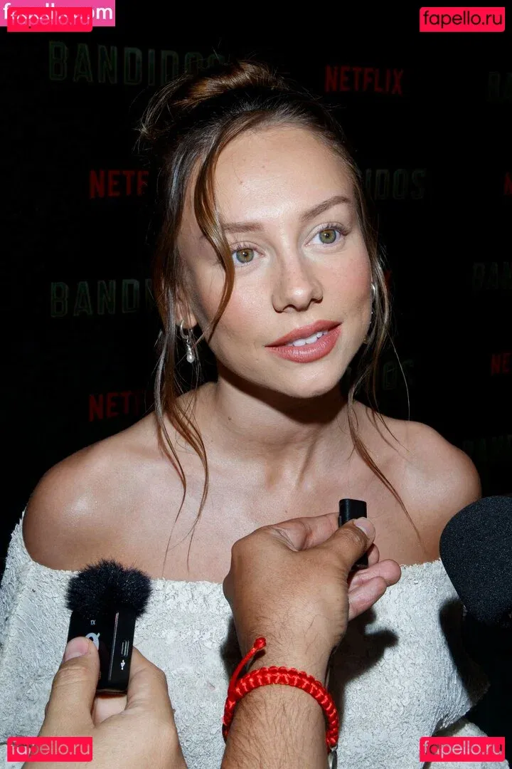 Ester Exposito Onlyfans Photo Gallery 