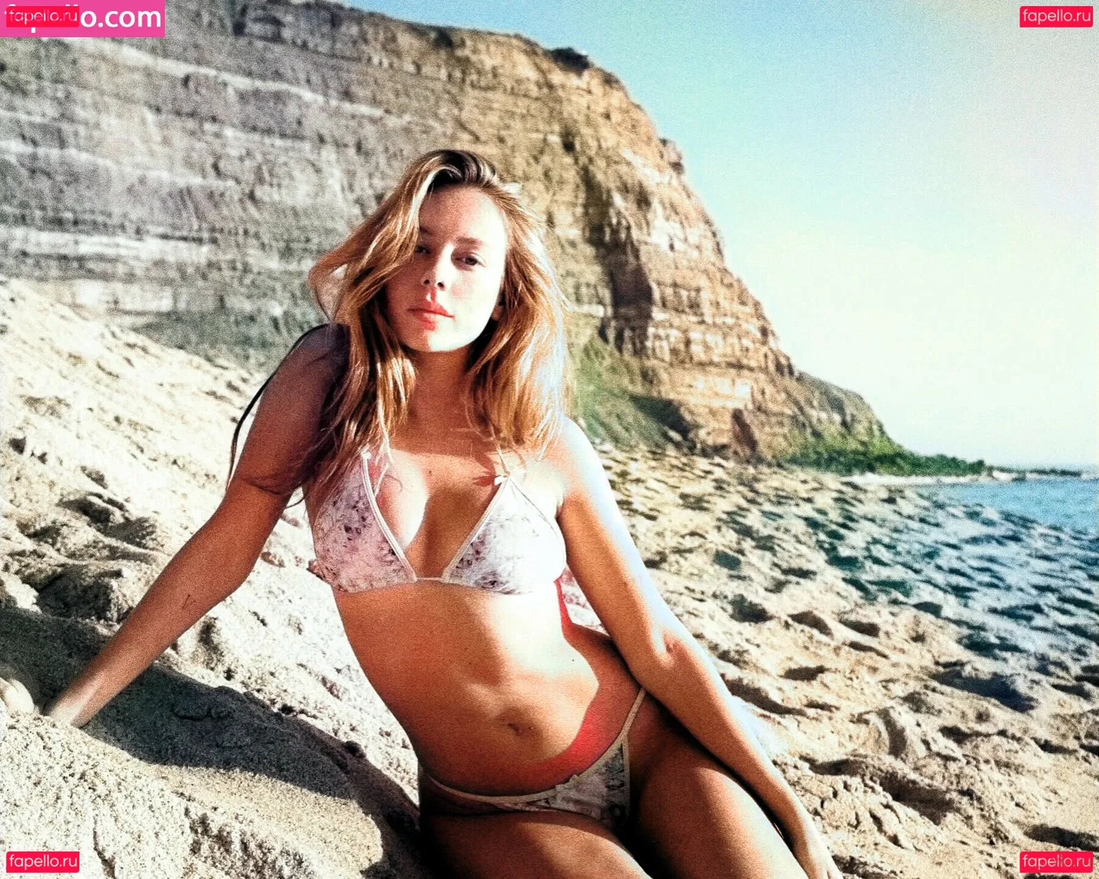 Ester Exposito Onlyfans Photo Gallery 