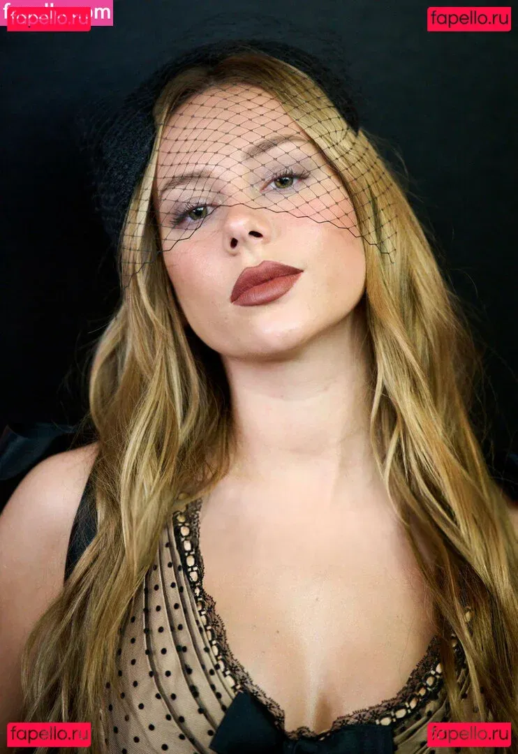 Ester Exposito Onlyfans Photo Gallery 