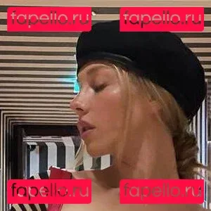 Ester Exposito Onlyfans Photo Gallery 