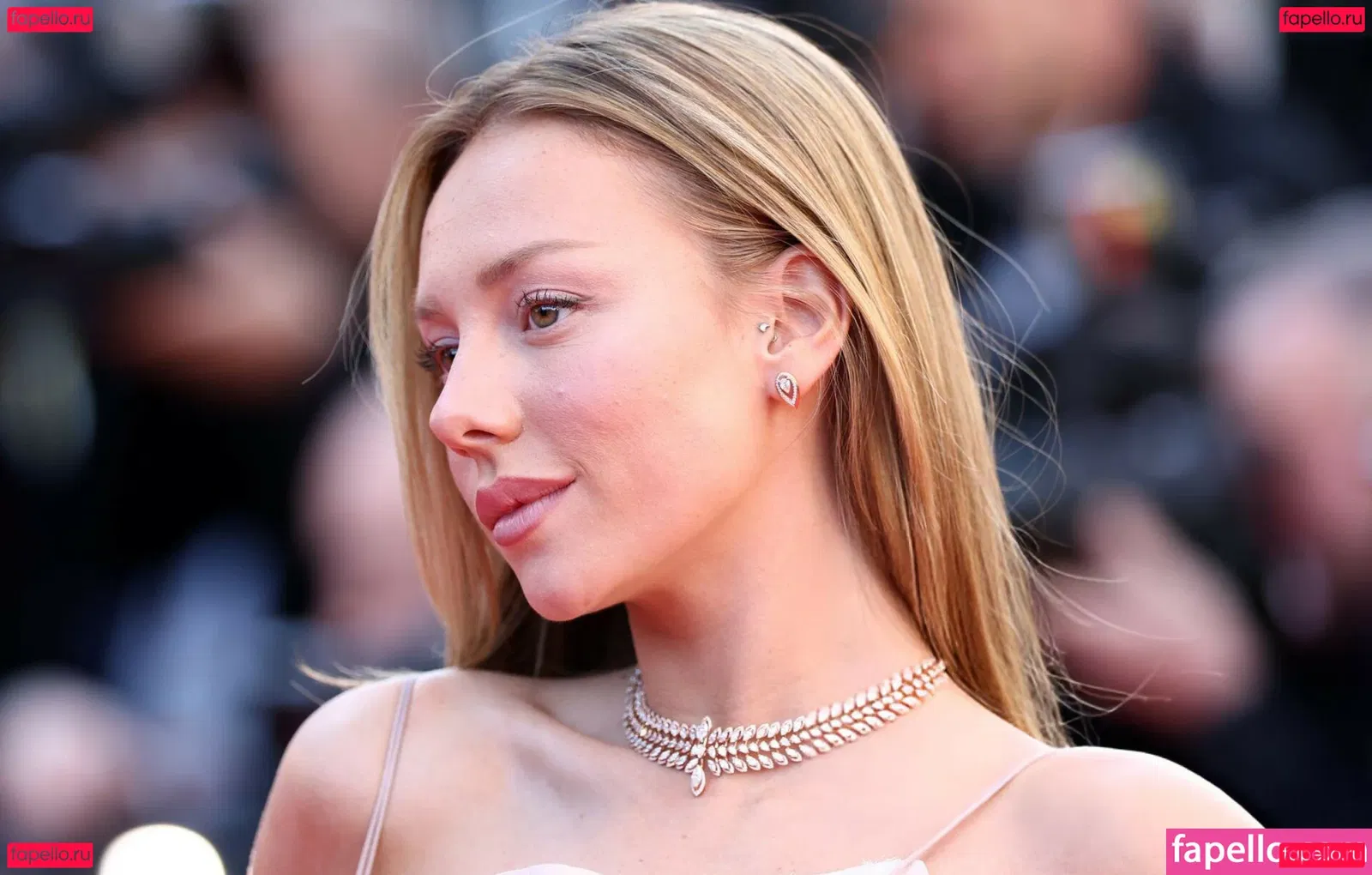 Ester Exposito Onlyfans Photo Gallery 