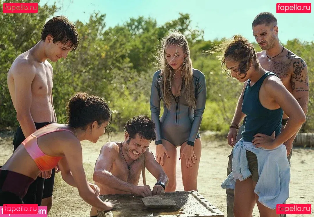 Ester Exposito Onlyfans Photo Gallery 