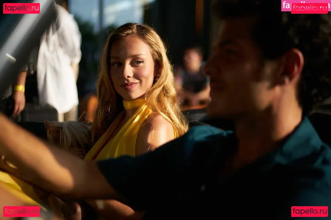 Ester Exposito Onlyfans Photo Gallery 