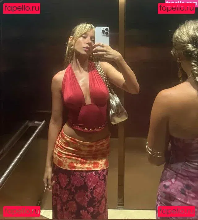 Ester Exposito Onlyfans Photo Gallery 