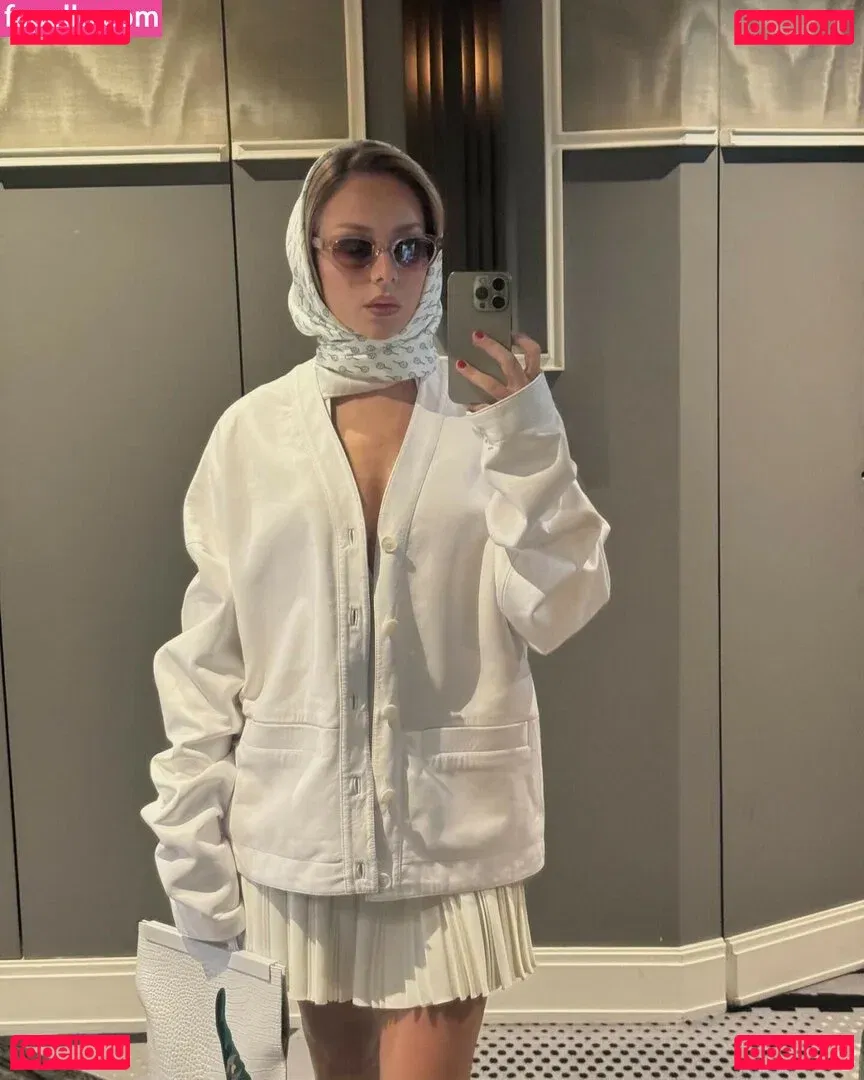 Ester Exposito Onlyfans Photo Gallery 