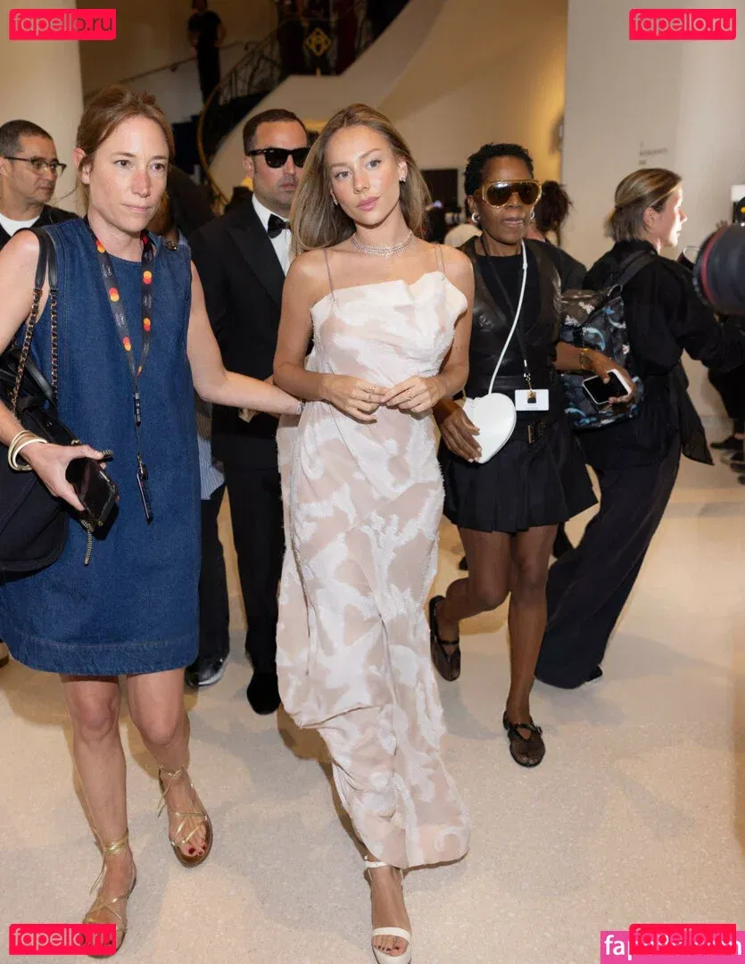 Ester Exposito Onlyfans Photo Gallery 