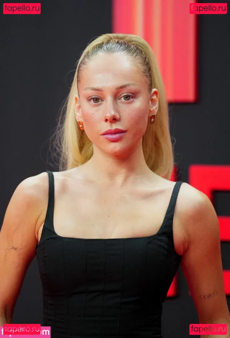 Ester Exposito Onlyfans Photo Gallery 