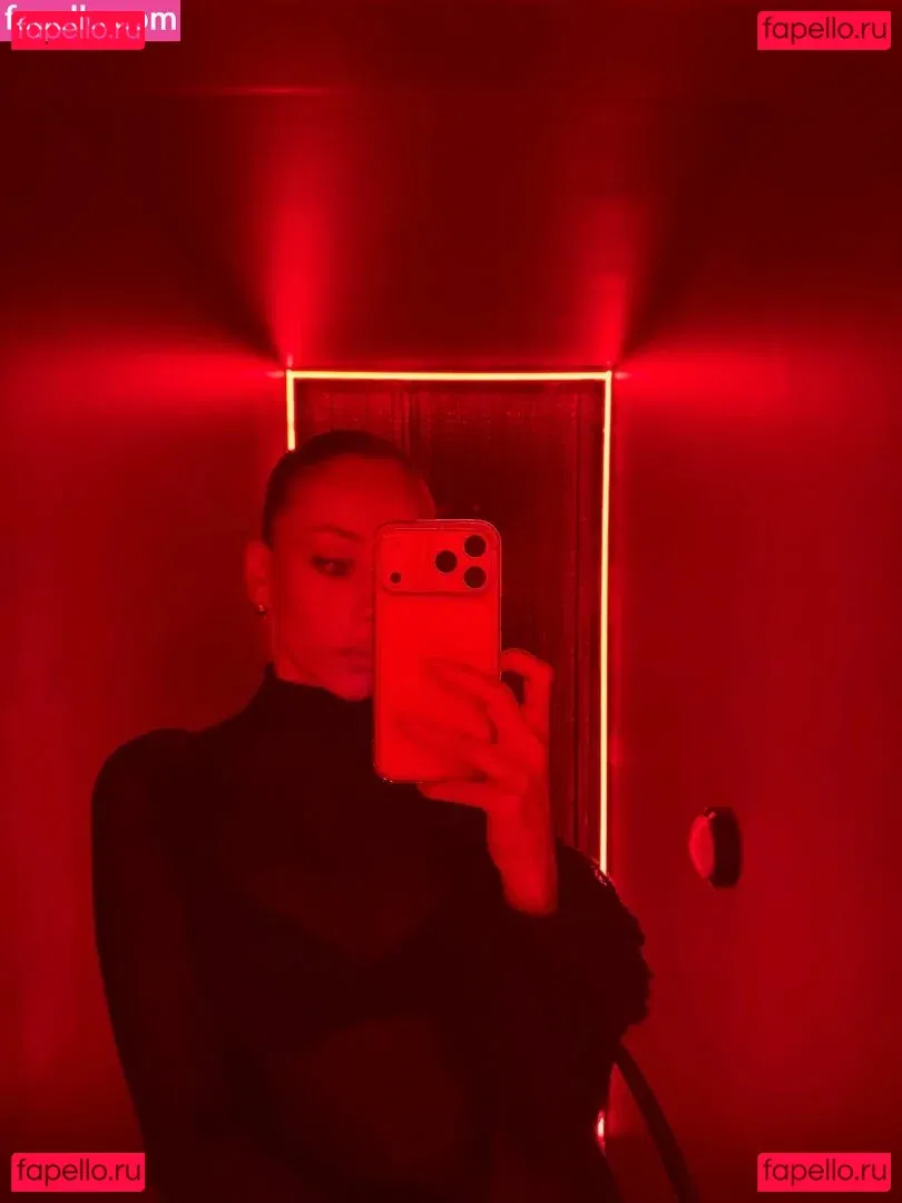 Ester Exposito Onlyfans Photo Gallery 