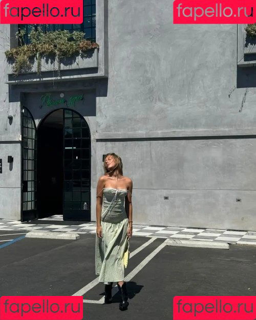 Ester Exposito Onlyfans Photo Gallery 