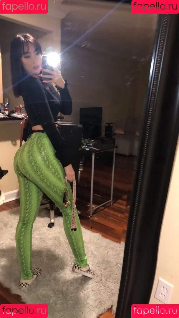 Woe Senpai Onlyfans Photo Gallery 