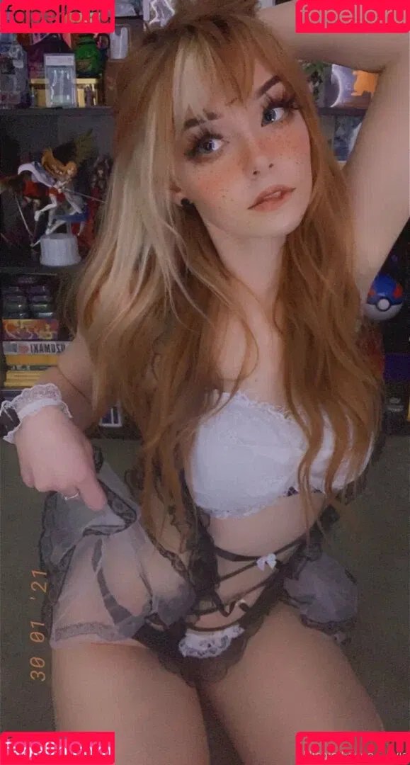 eeveedavis Onlyfans Photo Gallery 