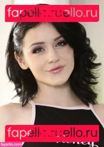 Rosalyn Sphinx Onlyfans Photo Gallery 