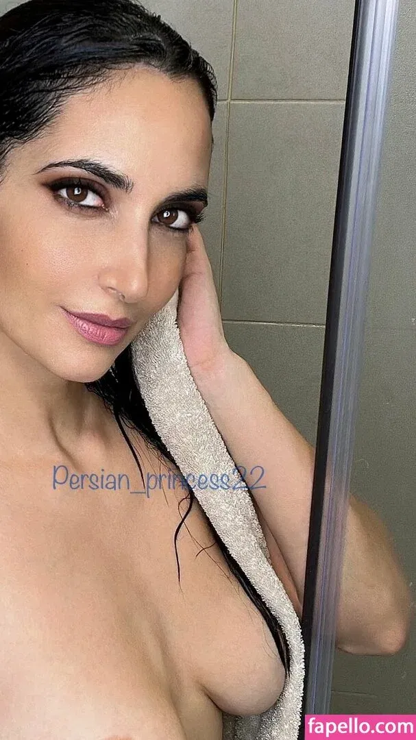 Shadi VIP Onlyfans Photo Gallery 